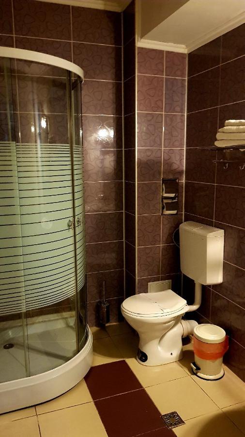 Asia Hotel Тыргу-Жиу Экстерьер фото